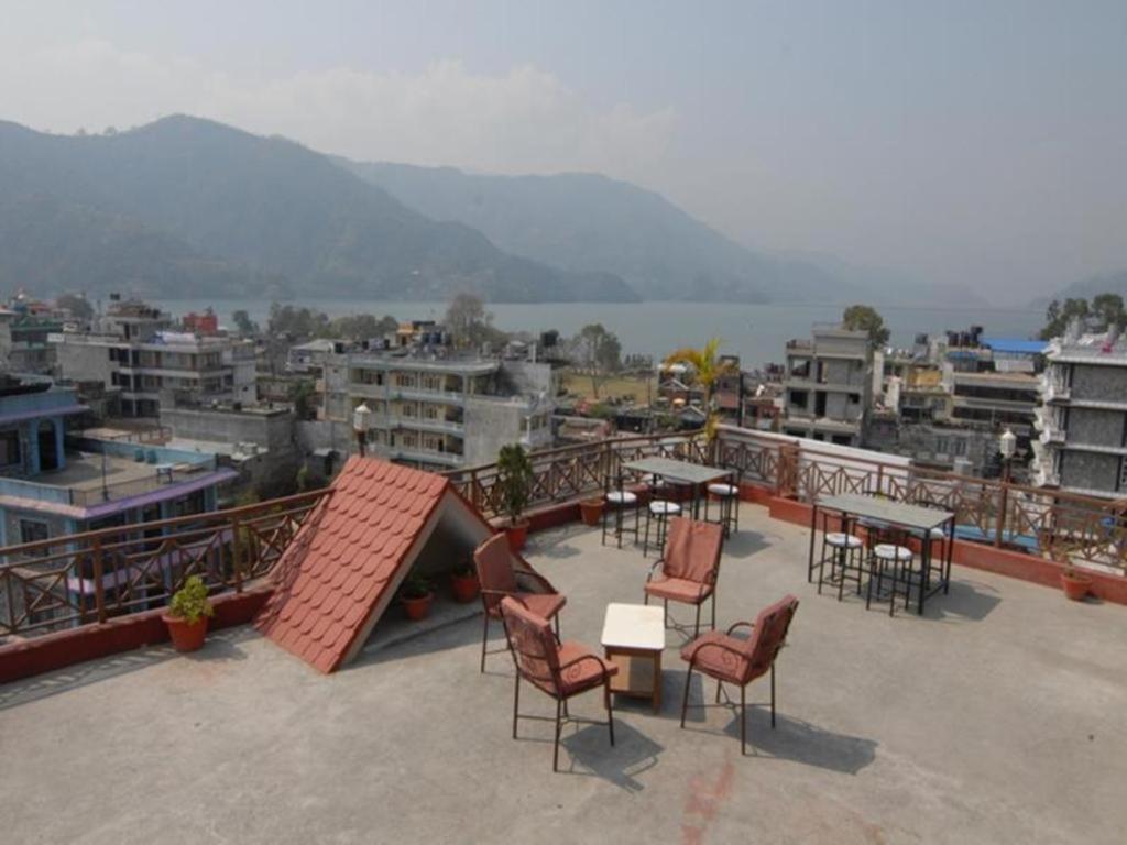 Hotel Third Pole Pokhara Eksteriør bilde